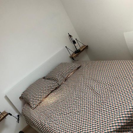 Une Maison Agreable Pour Se Detendre Saint-Quentin  Esterno foto