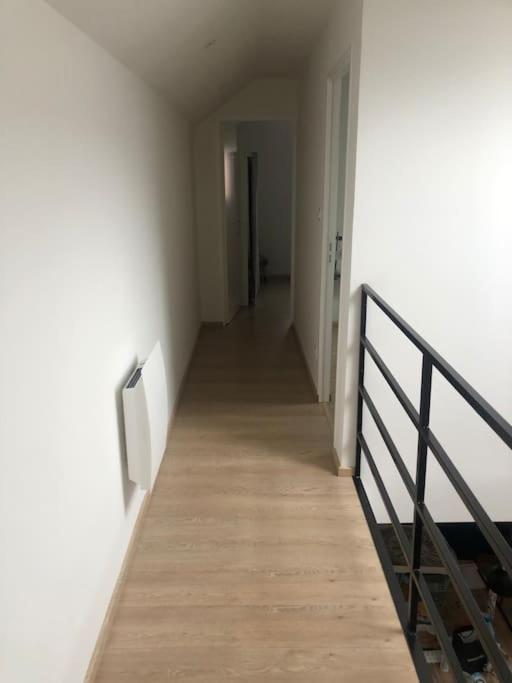 Une Maison Agreable Pour Se Detendre Saint-Quentin  Esterno foto
